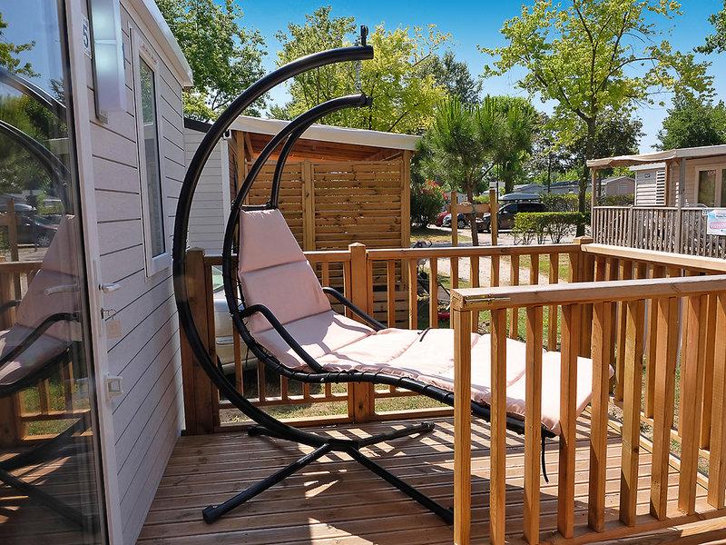 8FDFF0C9AA61132E1E634E8686E08DEB