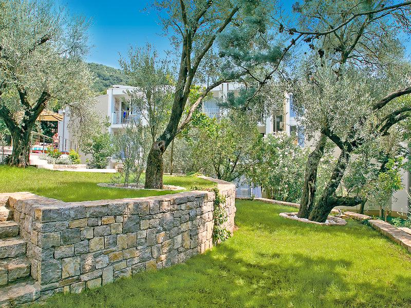 FED7FC86A879A66B2B6F49331FF3DD82