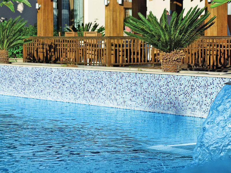 D725D4B3298C05B3292B628F91D0B066