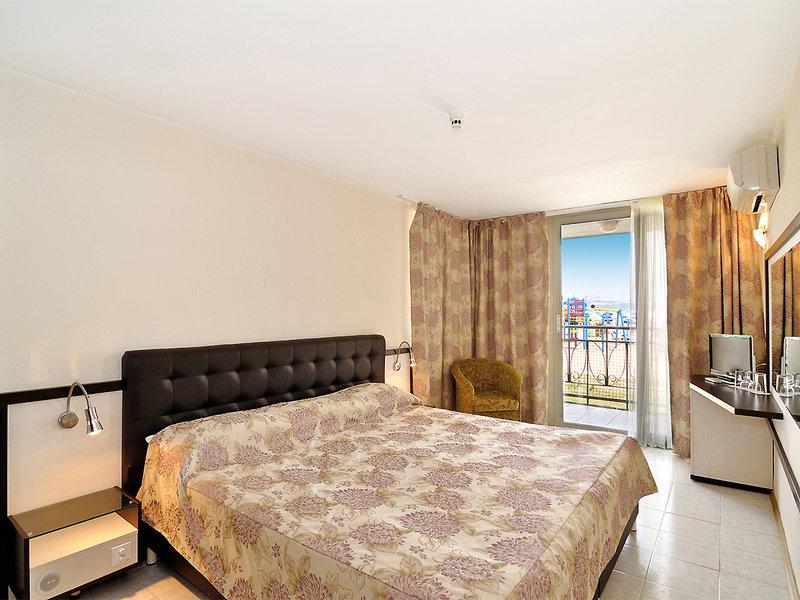 FC3B00A7AC79101370F27E3C26C7CBB8