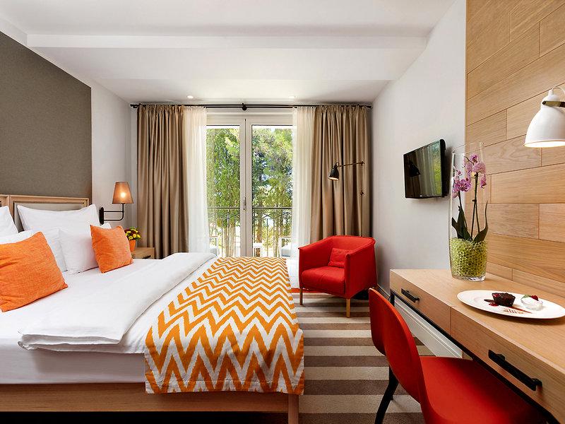 7102345849BB6435E46CF15D9E751D3F