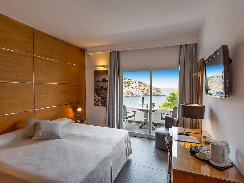 7E8E788F4BB3B2224EBBBB94E2B894BC