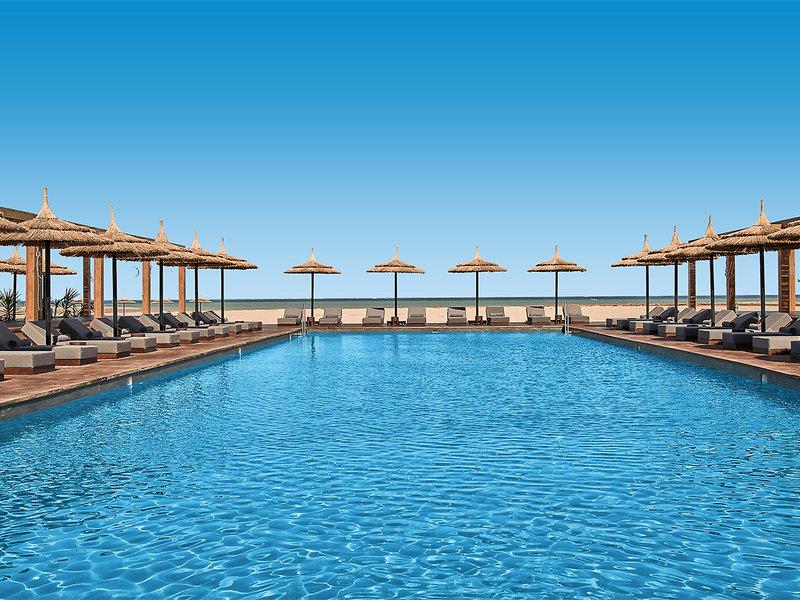 B817981B152223A89E6F82F53C3B53AE