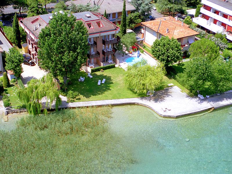 75E407BEF0C6CD92E616E3E4734C2F6B