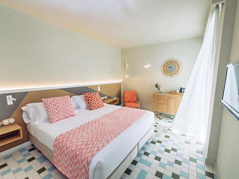 77BAD464DF001D1EB25E9C4253AEA71B