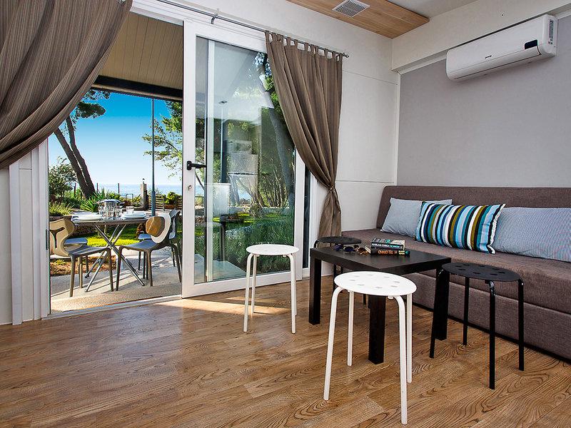 83ACFE28000C7D9E2102217D776380EA