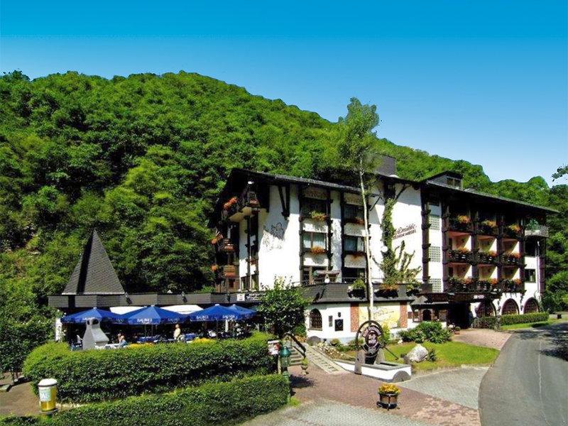 F6611F525B7ABB693E693ECAE9A90496