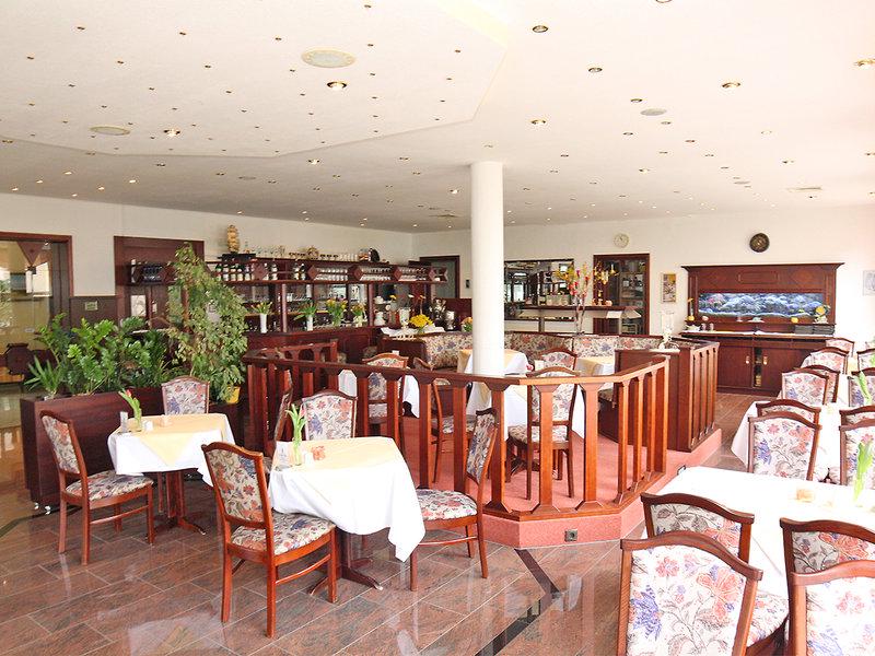 FFF3356520F4CFD6135BC7AD743DFEE9