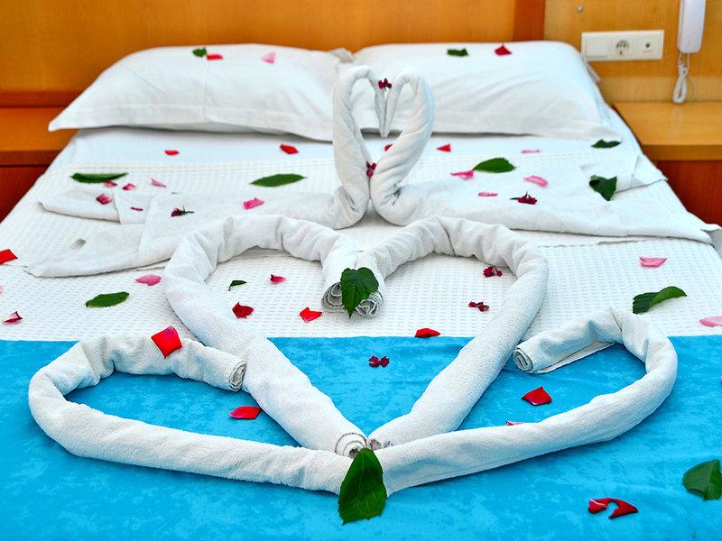 FA3A0543ADA2DCF707B893B8F351A455