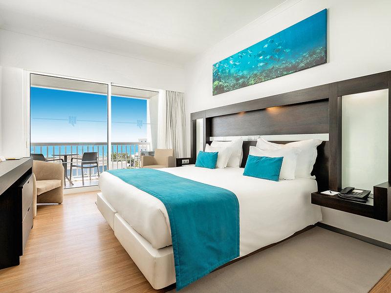 0971439431A7705C19DD66AD45250166