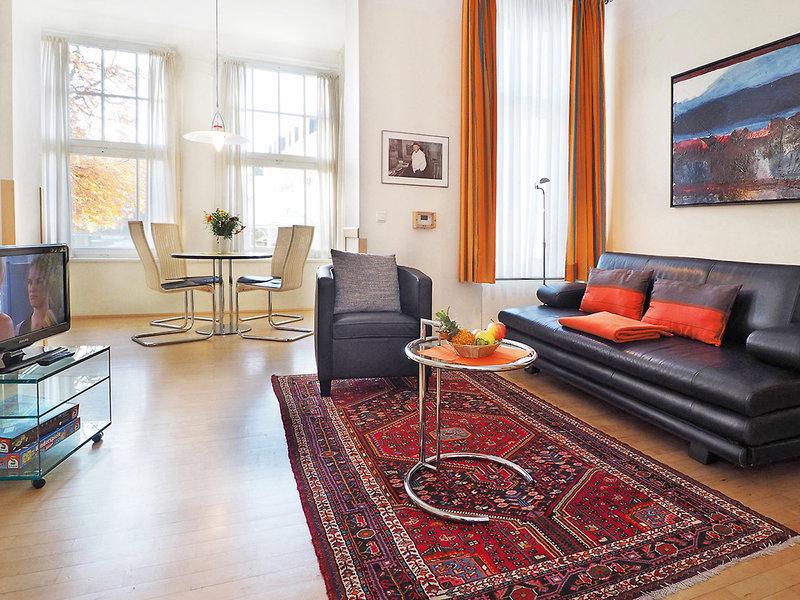 F0DEC43A45AE6772F56036F52E7B9381