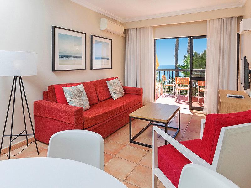 FD3273E3CC4DAD0DA7A81A4181731535