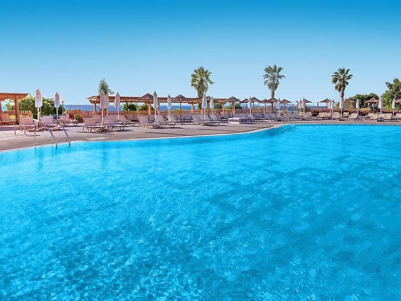 29E6CC40368D6E15F1A3F01F198A94C9