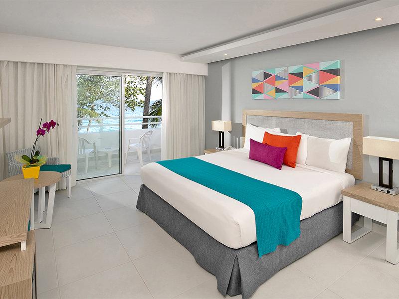 C171B880A62DEC4C7AFB590E7CBDF125