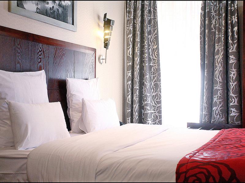 24A52D9BDDFDA36327F4838D768D0F82