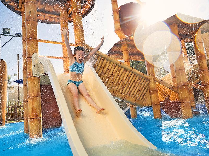 899F9BB6710F5546F41F8BEB242B908C