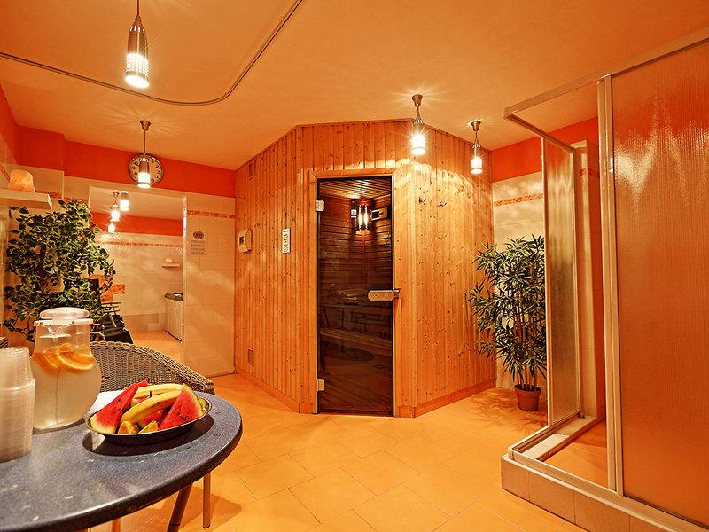 7149016C00A7981816F62B5C8F2DF4B7