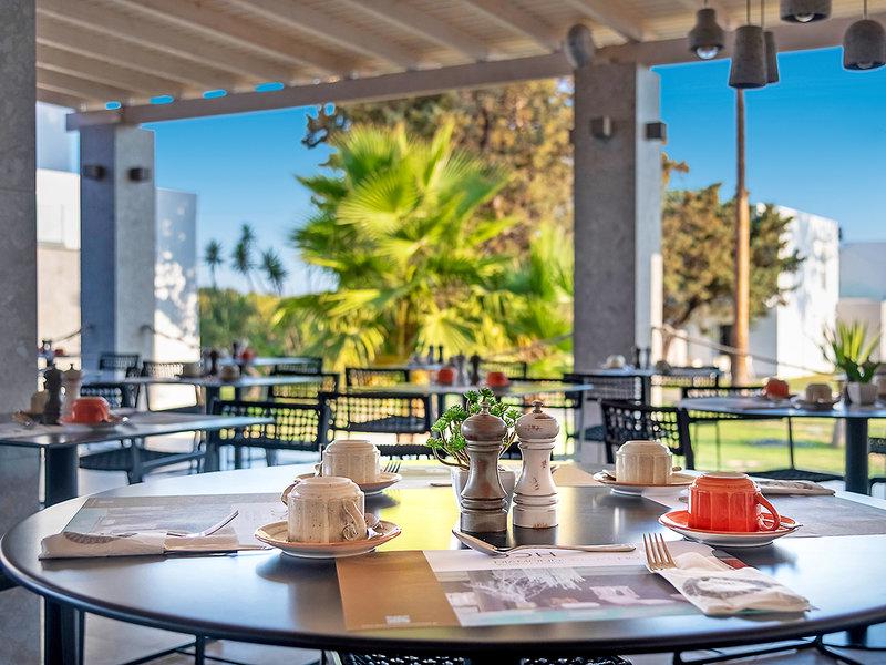 C4822C243C7270F3032EAF206D10CDB6