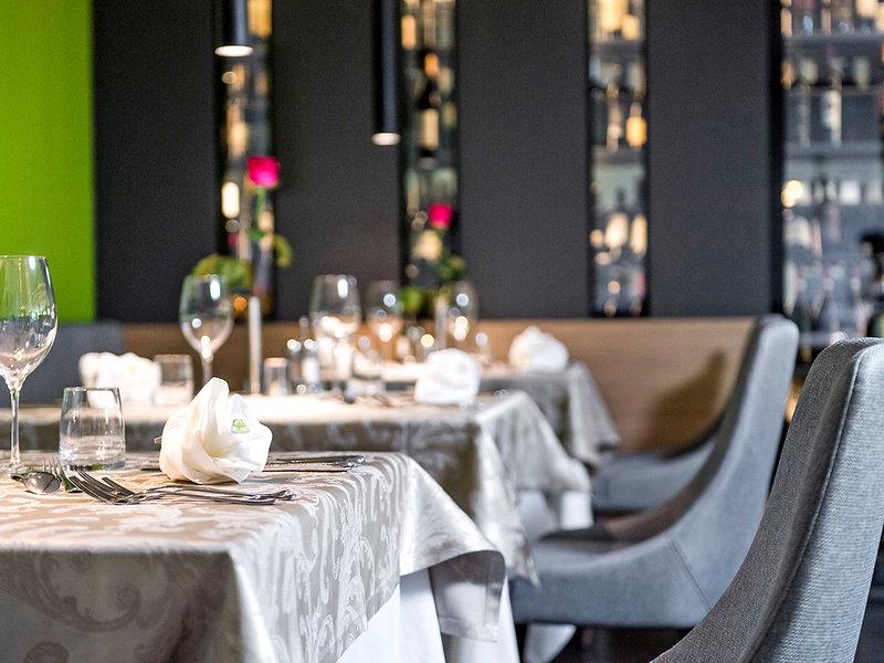 FA69552DAE7320F8592A4FAFCDAF13A7