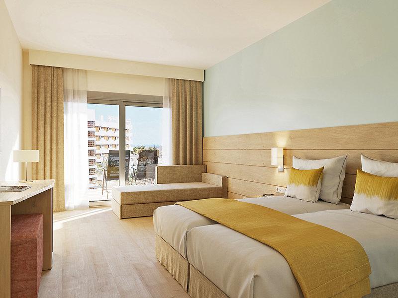 7AA95D40B8DEF4A85D66F82951E7C599