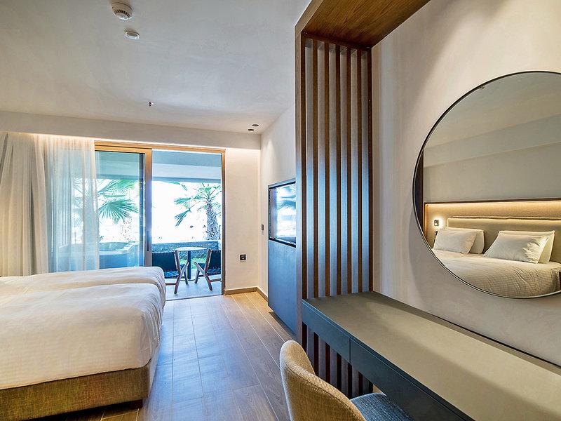 FE015D17F6CAC0D7564269F8EEB1DBA8