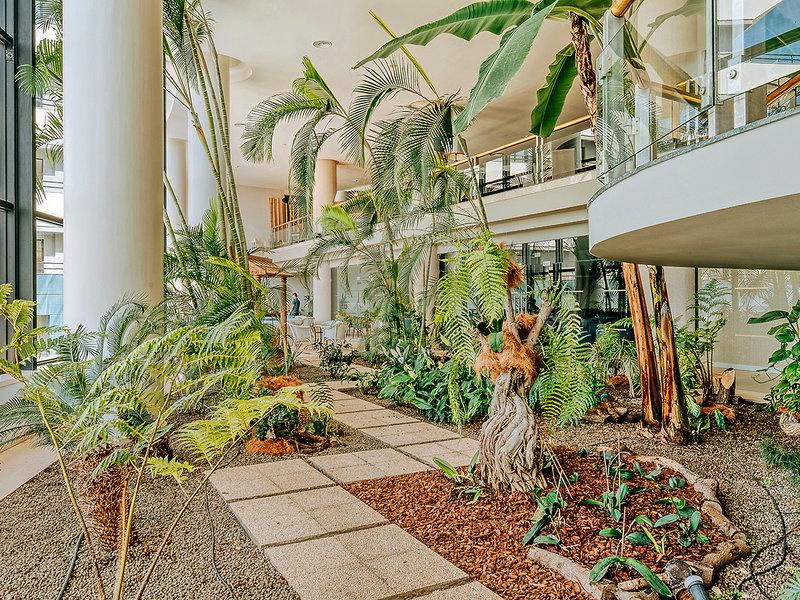 0664C5B75BD3A40B2C826FAAE71A4E3C