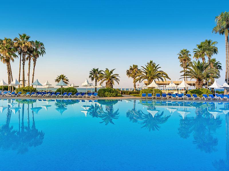 01D7CBE4AAA3FD380E2910857C28B9BB