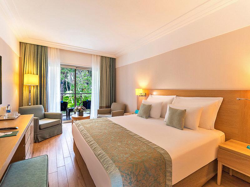 5A556A8BBFFC2D5E5DDE211D6A9A861A