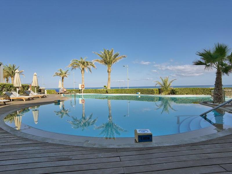 9C8F772C89B1CF0CF2867E1248982E39