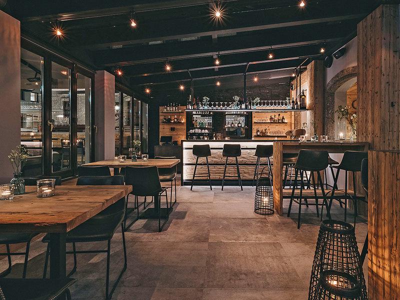 EA39C345145F5D52A9D29F1DBCA09CE4