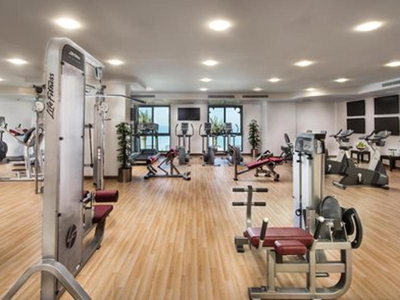 FB6C5E6B15B9A9A36901B0D6A3FDB70E