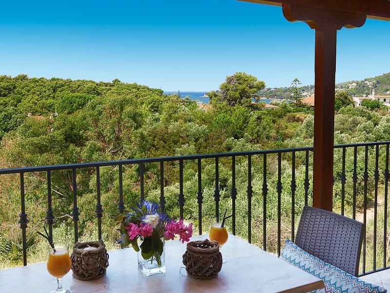 33F979501B07AC710C0225BA46C61C7C