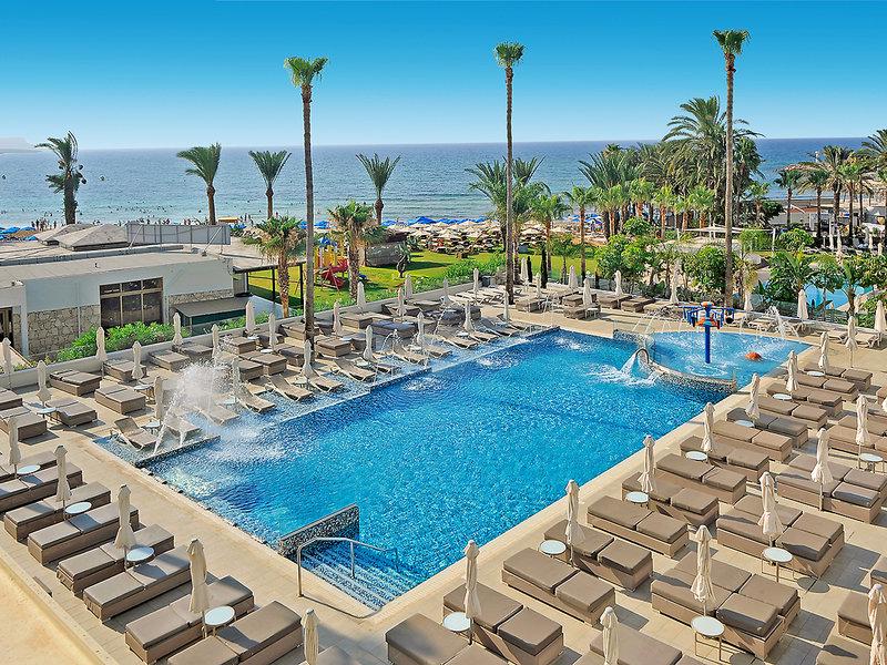 FFCD98EACC5FB2CBFD996629F4ABE353