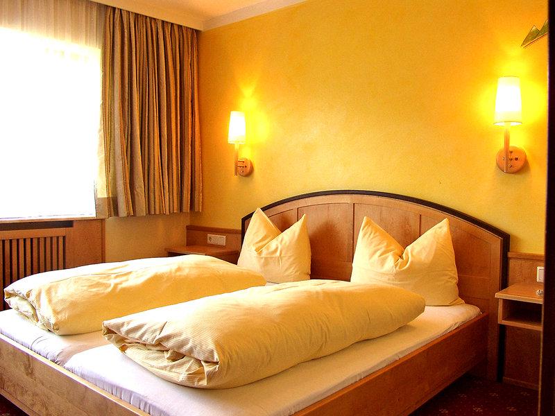 6FF14D840F64F3469196AFE5A8F868AB