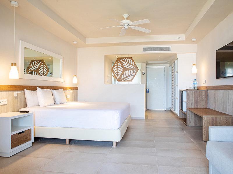 A7598892E06C197D55F23F59F49F42CB