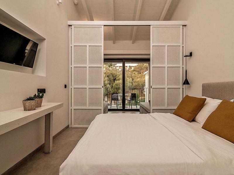 C2958EBF9111C25F033E1D6F4294F0D6