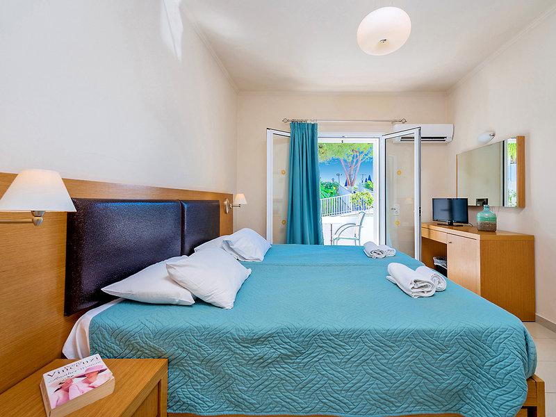 34C09999D08064A60D781C3A264A08DB