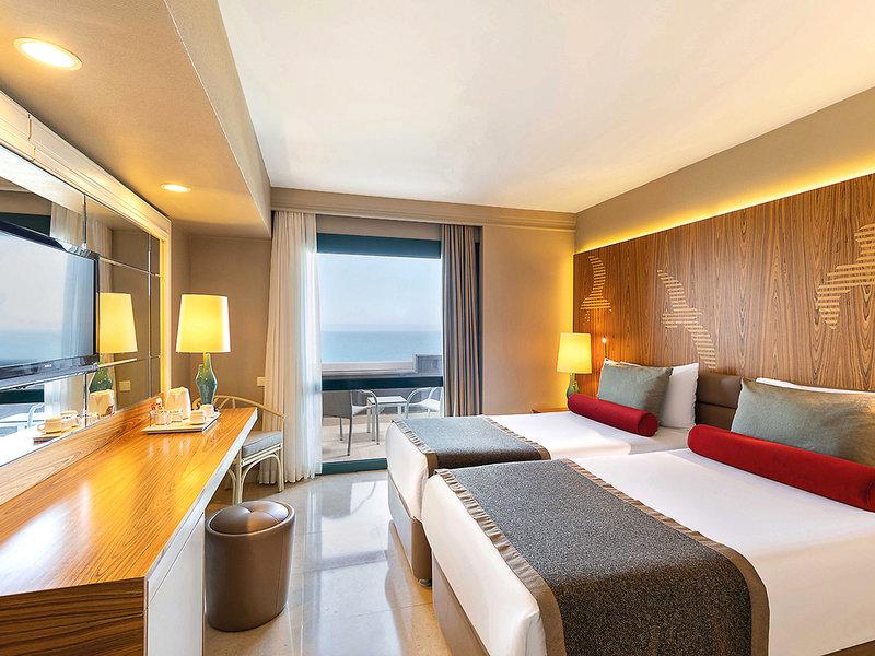 B800107AF504402FFE26E46EE48E8E27