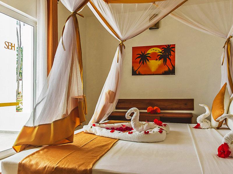 09868459BEF0A4B9A6A2F92AE68076A3