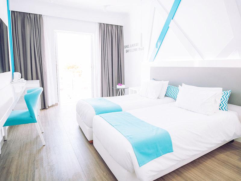 79721AA5B5C44342217E9C7B7F01DD3C