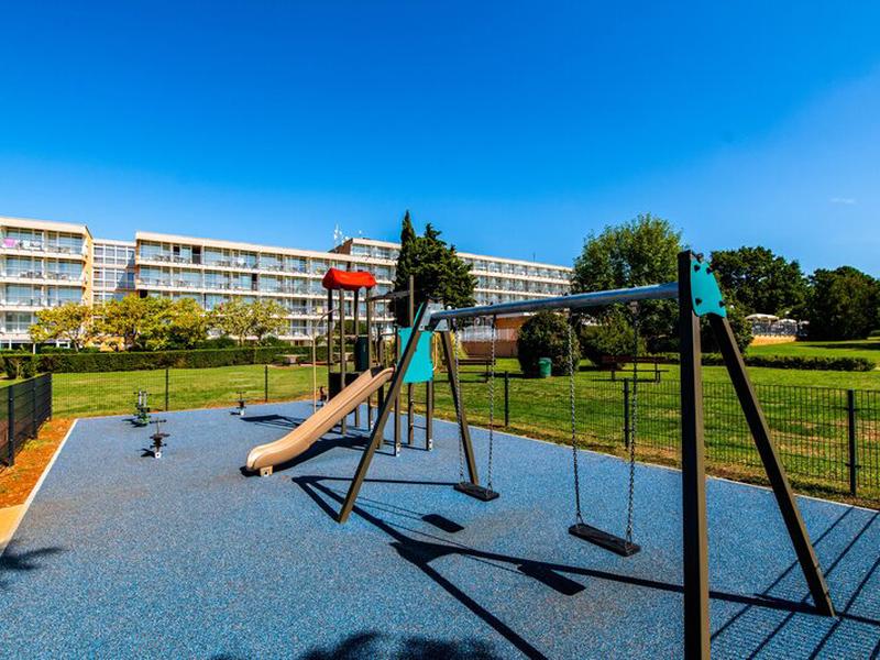 A60ED1FADDE5330802008B98A9A20568