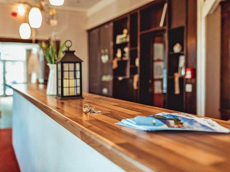 AE4BB9ADE449D561B4E791189185981B