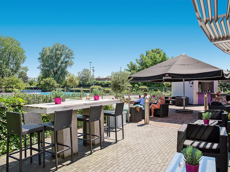 1ED75FBAB00589C33F11D6A6294D3CD4