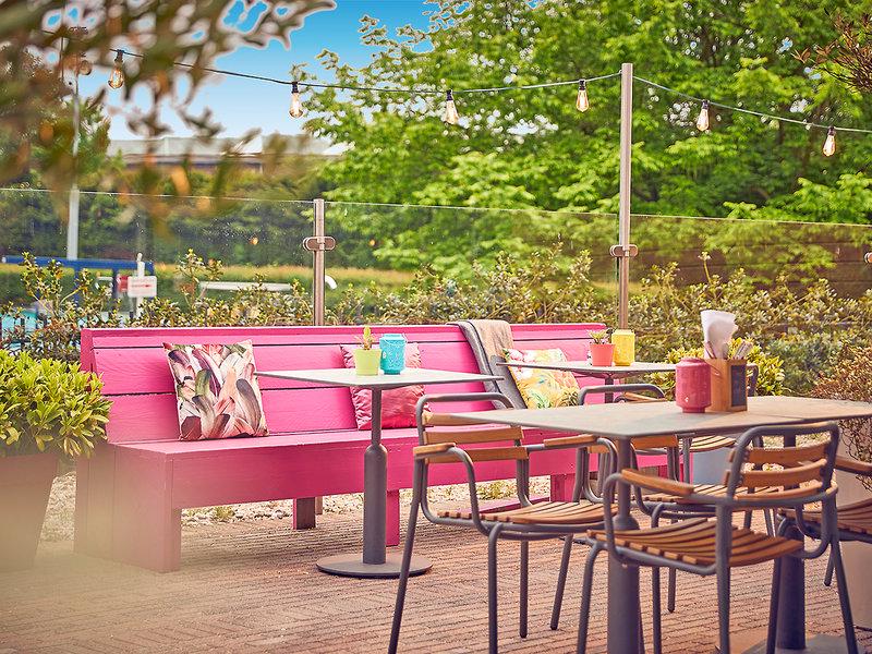 5813E9BA91151D654CFB4D23C1400E49