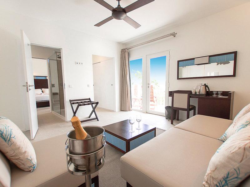 47D2BDE214494500EB6E38645FB0A872