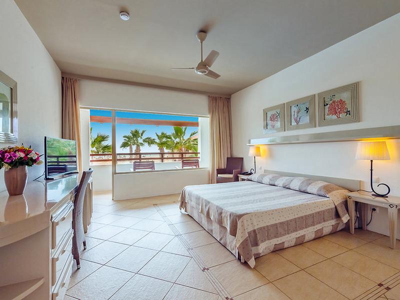 2C67C3F3A47BD436D20823CF36BF829F