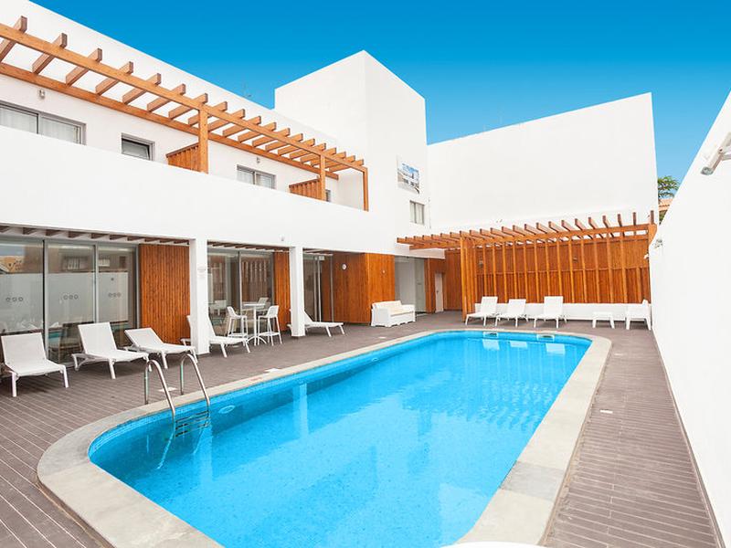 A49684529F3E75C954AC4F8209DAE5A0