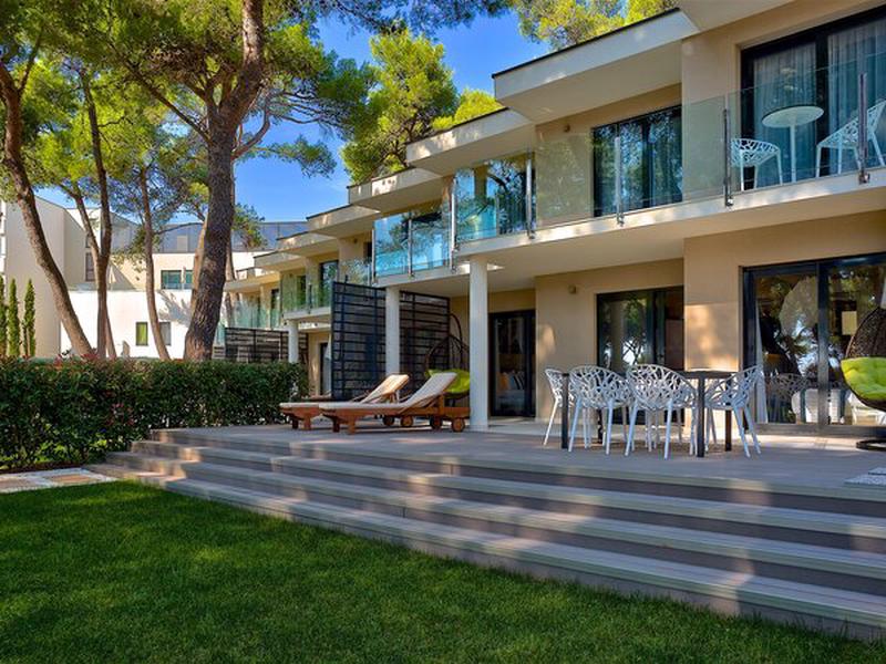 BAEB76326F737AD82198AA6CCCCFEE7F