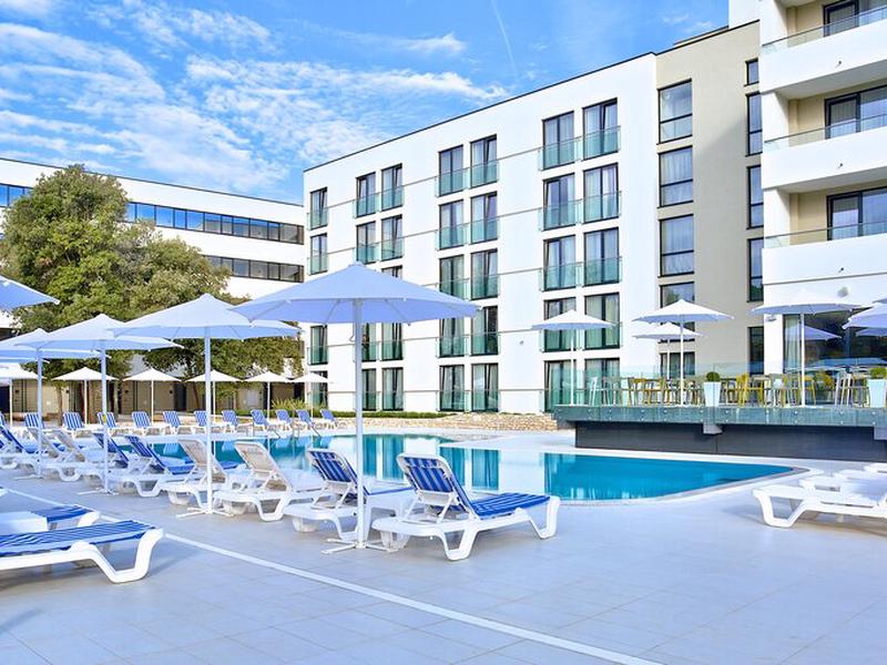 FA205DA0A9B4C2A3EDE3B110DF27DE4A