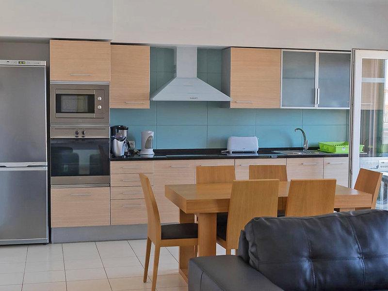 4F63925D1840DBDA3B06F2E234C6363F